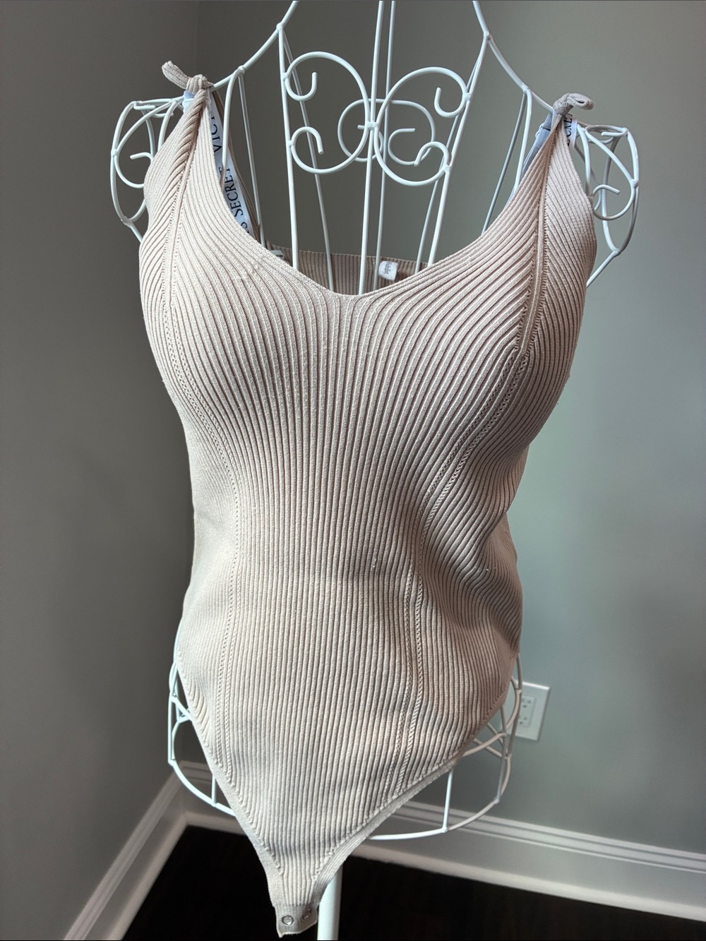 Ribbed V-Neck Tie-Strap Bodysuit - Cream